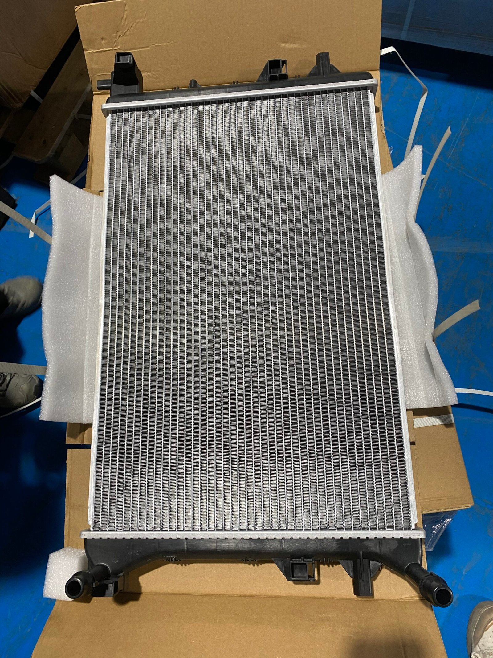 22877d84-92b2-427d-9dae-48ed930f9008 散热器 - 图片 1